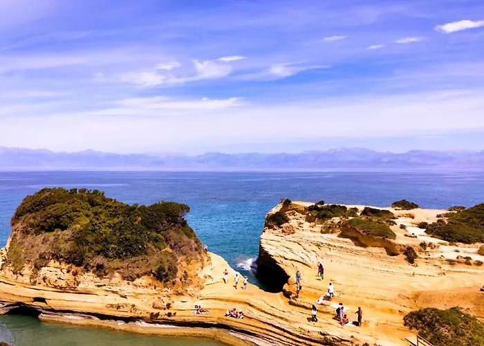 Kouros Vilă Melíssia