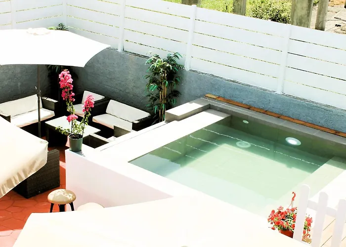 Kouros Villa *
